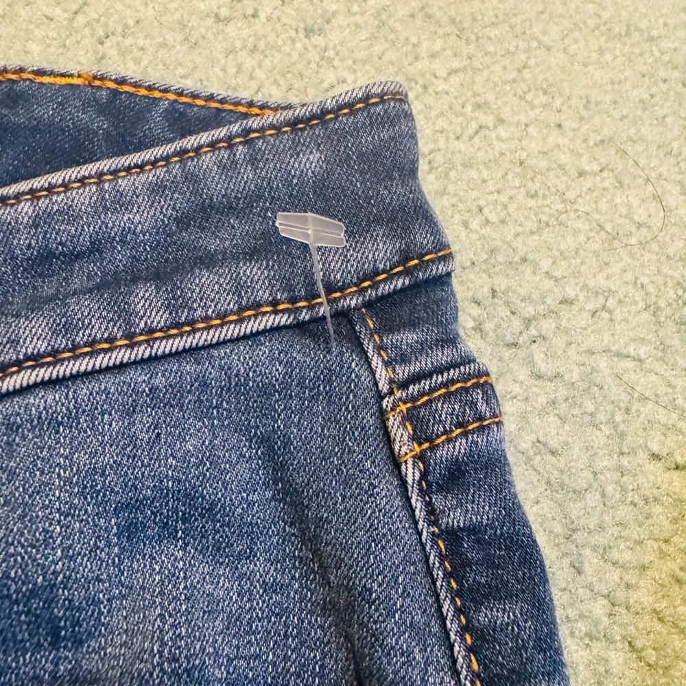 TALBOTS Women’s BARELY BOOT JEANS - EMMA
WASH 24W NWT - Picture 12 of 14